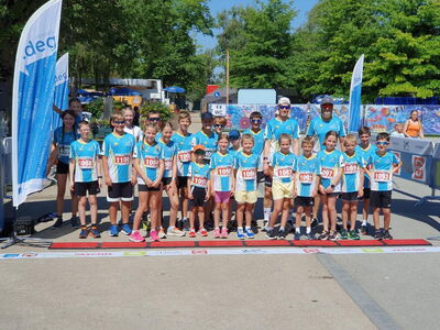 Glückliche LV Kids beim Zweibrückenlauf